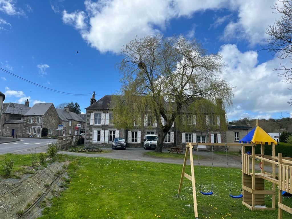 La Maison Des Amis En Normandie Pontfarcy Bagian luar foto